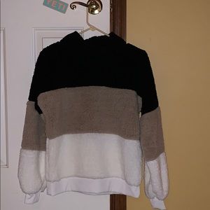 3-10$ Adorable multicolored sweater ❤️